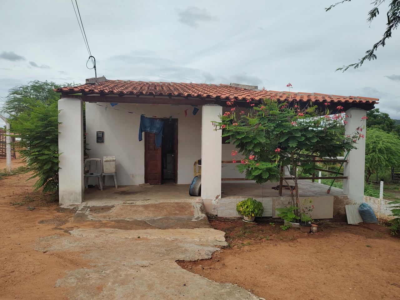 Fachada frontal da casa 1 à venda